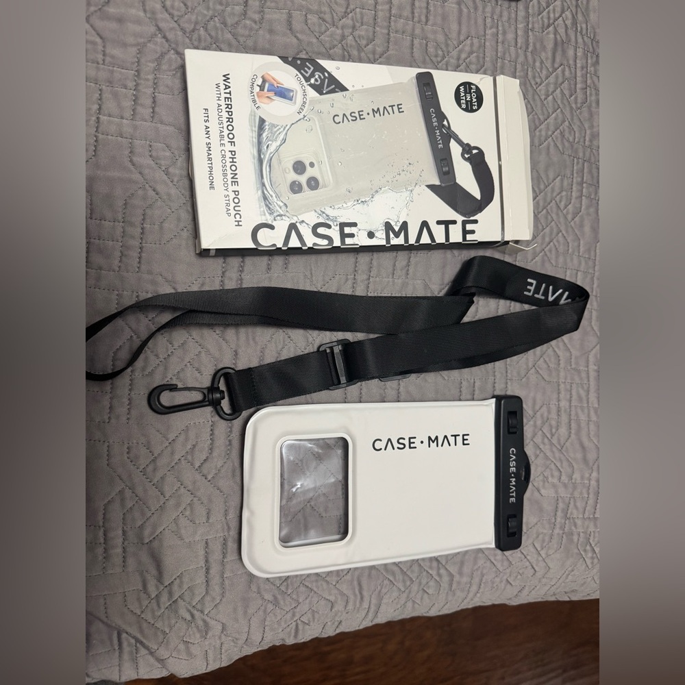 Waterproof Phone Pouch - Picture 2 of 4